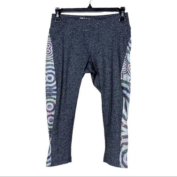 LuLaRoe Simply Comfortable Jade Heather Gray Athletic Cropped Capri Leggings - Picture 2 of 6